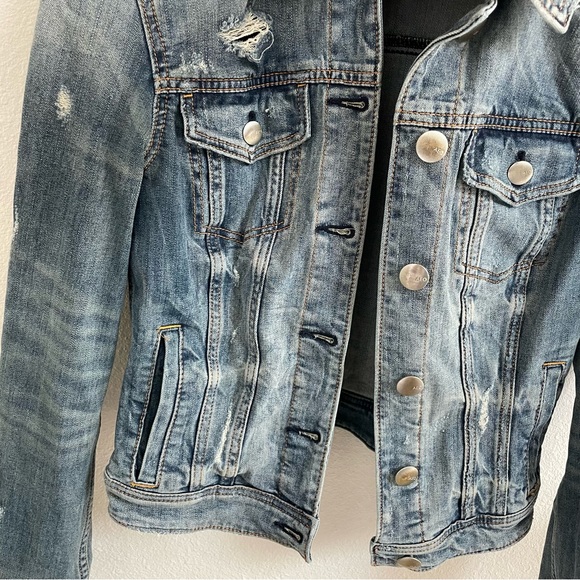 AE Jean Jacket, Cropped and Distressed - Picture 7 of 9